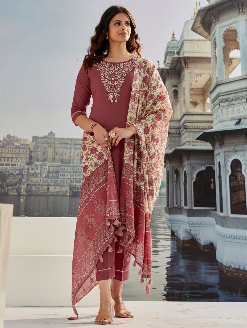 WOMEN EMBRODERIED CHANDERI KURTI WITH PANT AND DUPATTA NEW DESIGN WOMENS KURTIS IN CHANDERI FABRIC | SILK KURTIS | WOMEN KURTIS | KURTIS FOR WOMEN | PRINTED KURTIS | PRINTED RAYON KURTI