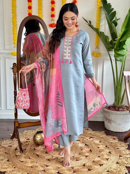 Adrika Pretty Women Kurta Sets
