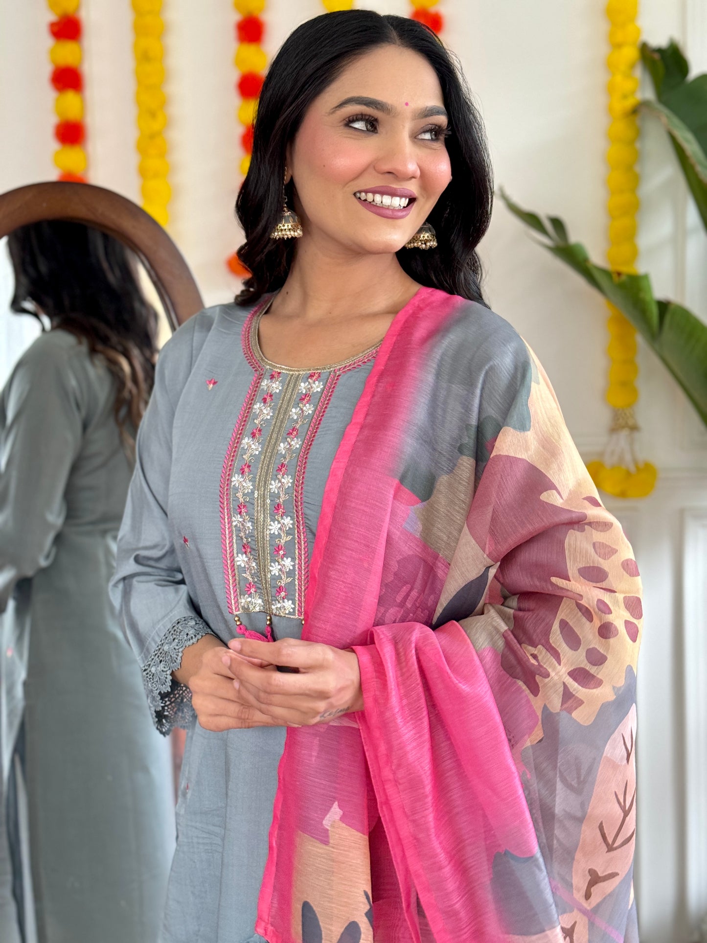 Adrika Pretty Women Kurta Sets