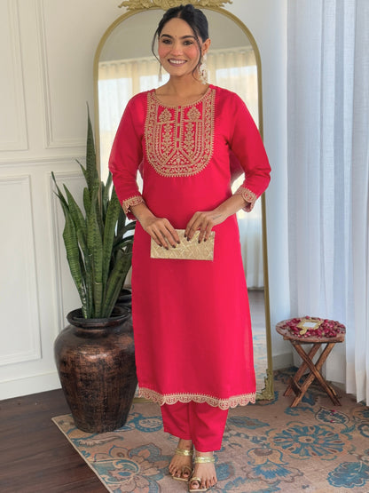 Loyenza Women's Viscose Staight Kurti Set with Jacquard Printed Dupatta