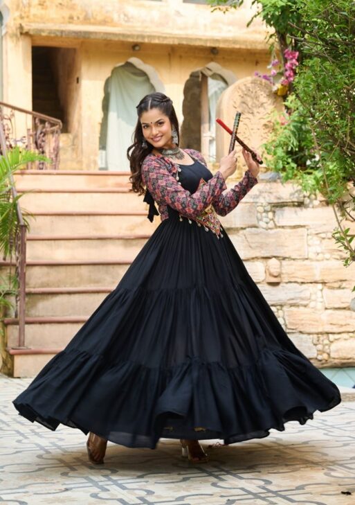 Black Gamthi Work Gown for Navratri by Dhinglimatching