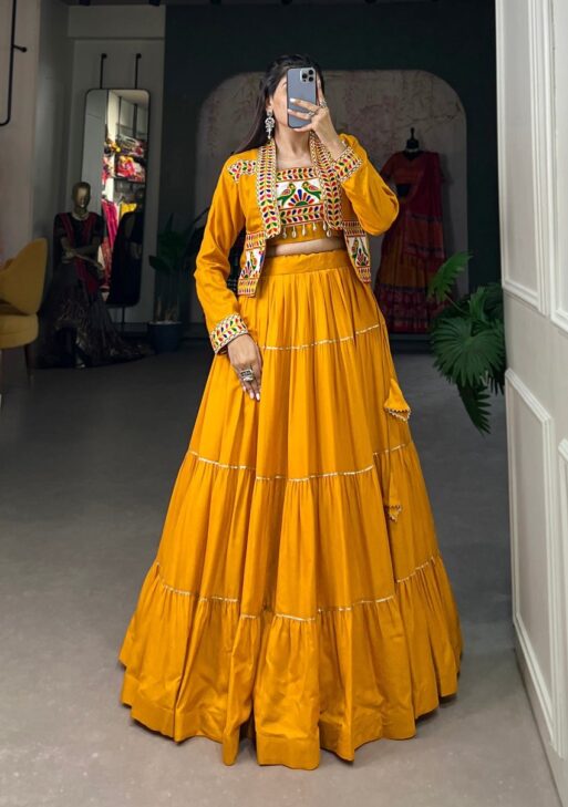 Garba Glamour choli by dhinglimatching