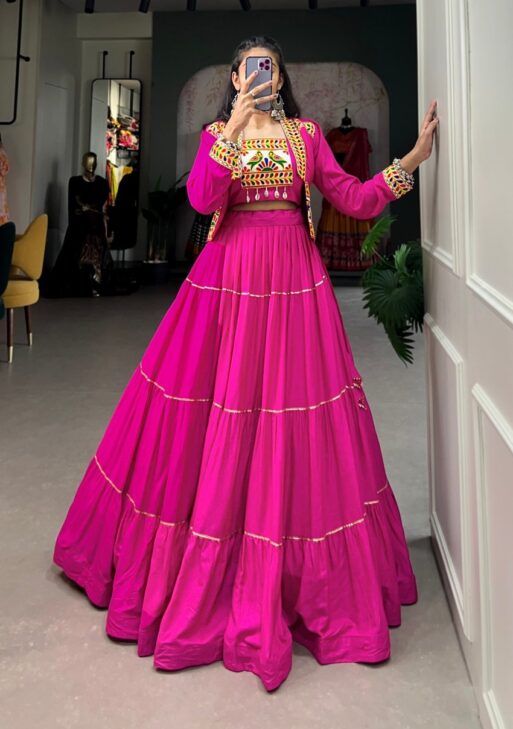 Garba Glamour choli by dhinglimatching