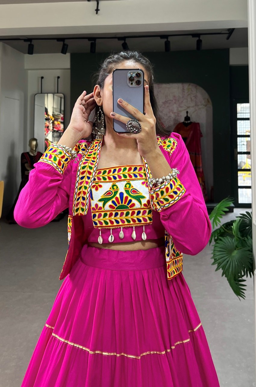 Garba Glamour choli by dhinglimatching