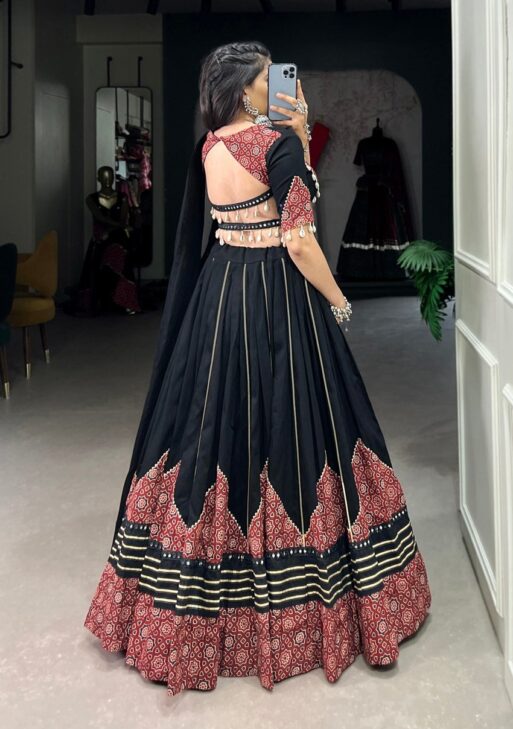 Navratri Pure Cotton Lehenga Choli by DhingliMatching